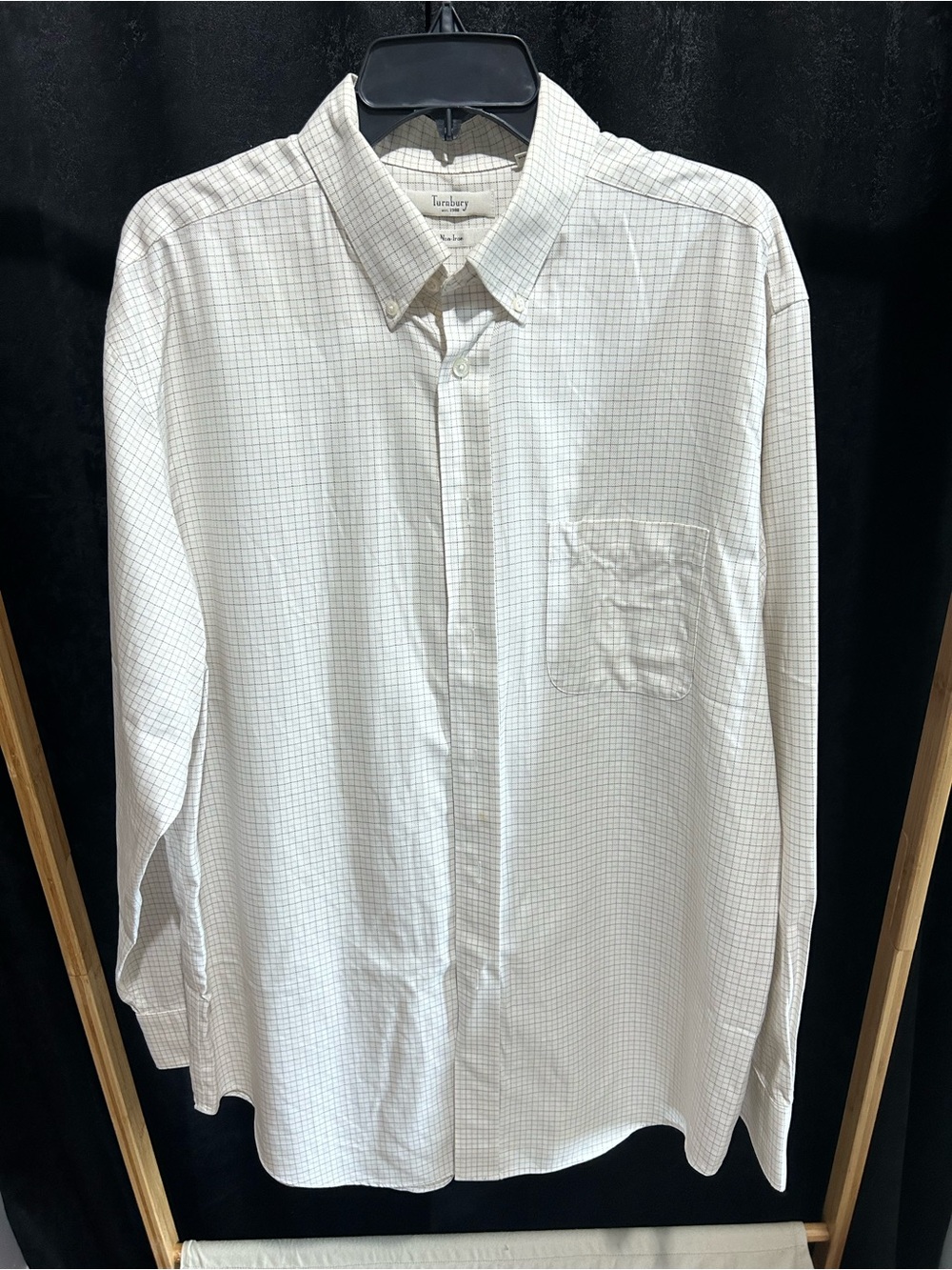 Turnbury Classic White Check Button-Down Dress Shirt